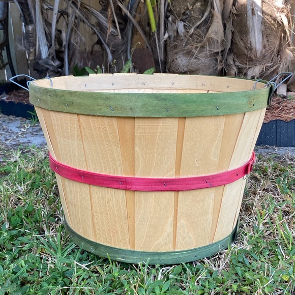 VTG Bushel Basket Farmcore Bundle - Picture 2 of 16